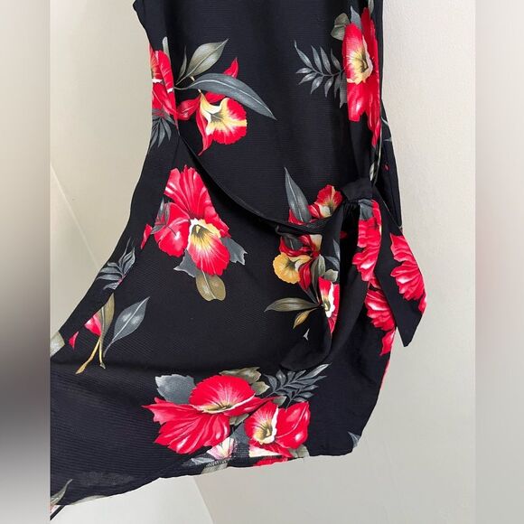 Vintage La Belle 90s Black Floral Rayon Dress S Red Hibiscus Tropical Tie Waist - Picture 4 of 8
